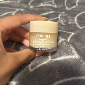 LANEIGE Vanilla Sleeping Lip Mask